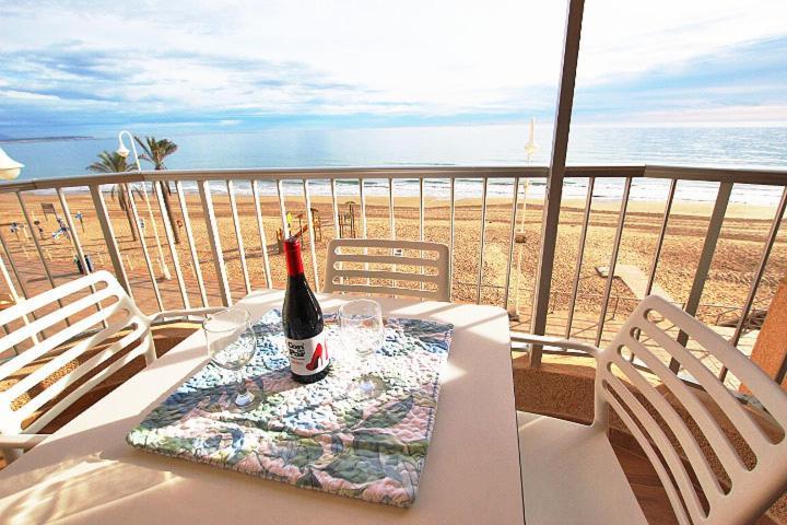 Appartement Apartamento Europa Primera Linea De Playa Guardamar à Guardamar del Segura Extérieur photo